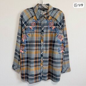 Tolani Collection Plaid Embroidered Button Down Spring Tunic Top Size Large NWT